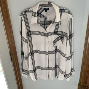 Black and White plaid top